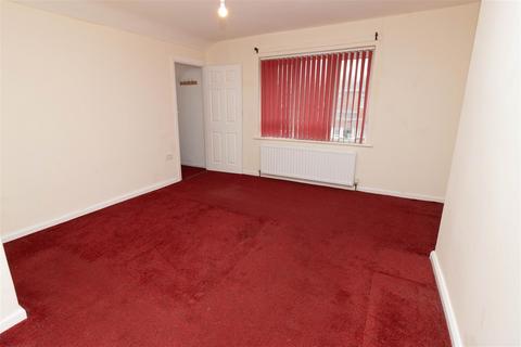 2 bedroom house to rent, Farnon Road, Coxlodge, Newcastle Upon Tyne