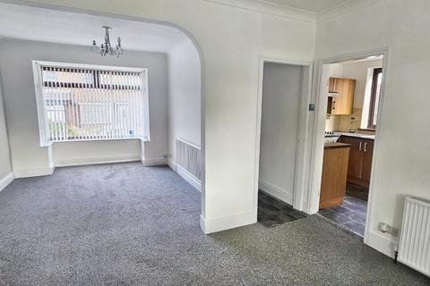 6 Howden Avenue, Skellow, Doncaster, DN6 8LJ