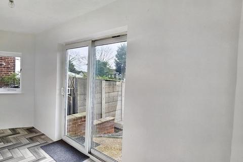 6 Howden Avenue, Skellow, Doncaster, DN6 8LJ