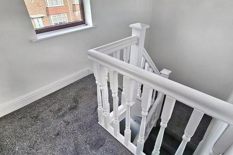 6 Howden Avenue, Skellow, Doncaster, DN6 8LJ