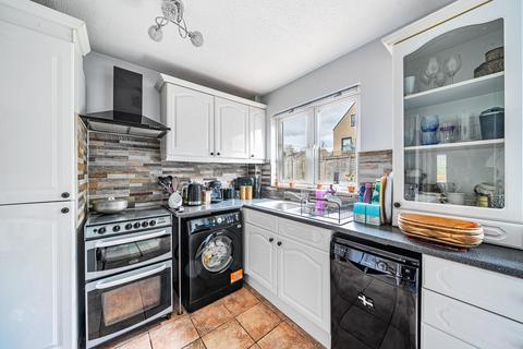 2 bedroom terraced house for sale, Coe Avenue
