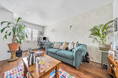 49 Coe Avenue, London, SE25 5HW