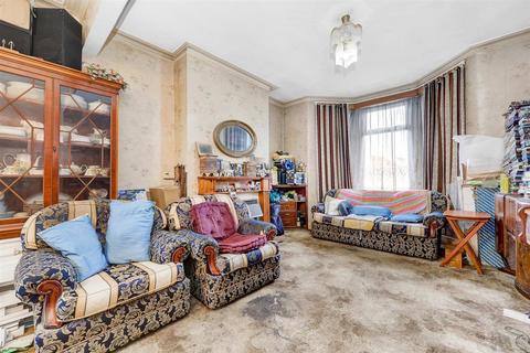 3 bedroom terraced house for sale, Grove Green Road | London | E11