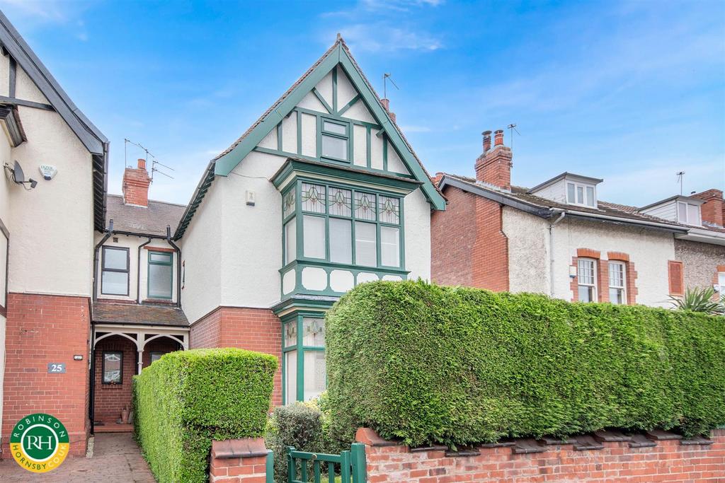 Balmoral Road, Town Moor, Doncaster 5 bed semidetached house for sale