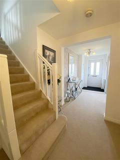 5 bedroom detached house for sale, 38 Dove Close, Shrewsbury, SY2 6FB