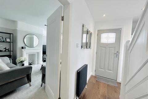 3 bedroom semi-detached house for sale, Elmridge Drive, Hale Barns, Altrincham