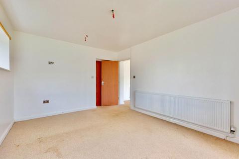 2 Cornell Way, Romford, RM5 2HA
