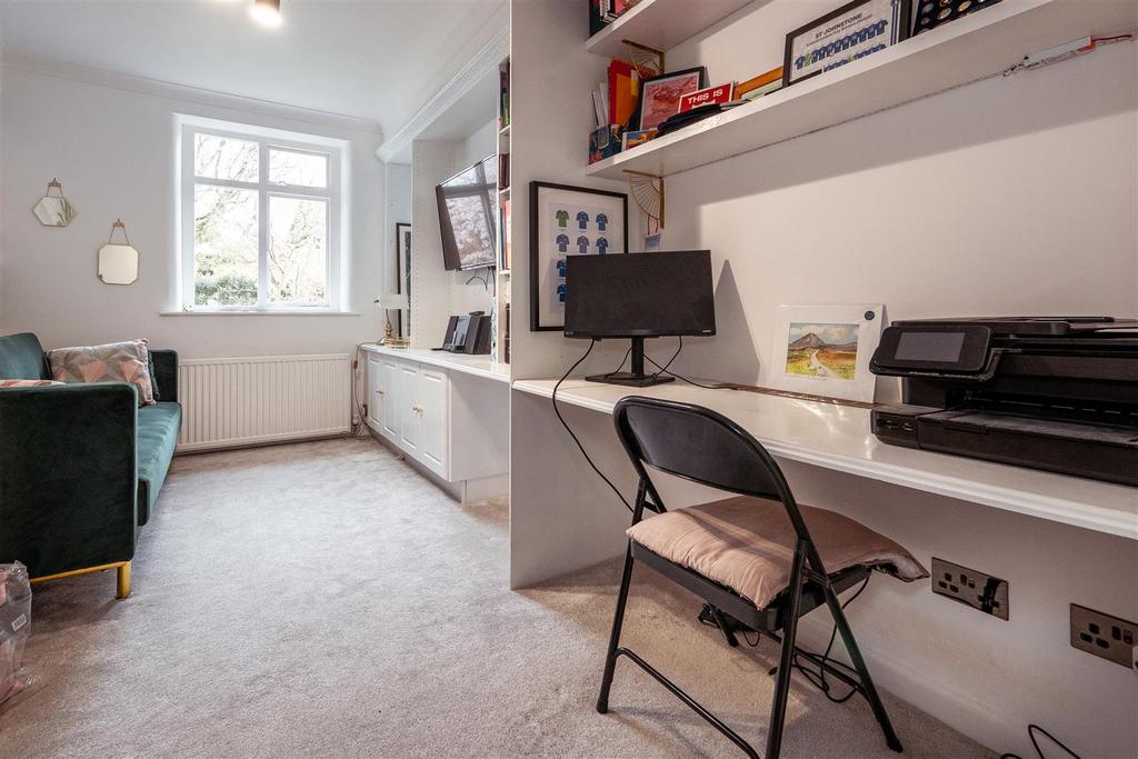 Bedroom 2.jpg