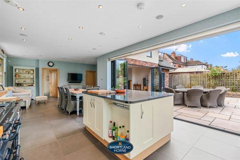 234 Broad Lane, Coventry, CV5 7AU