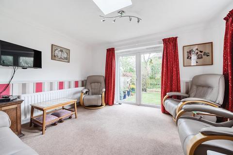39 Bramley Road, East Peckham, Tonbridge, TN12 5BP