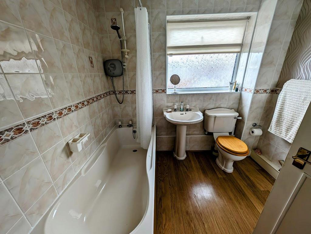 Bath a.jpg