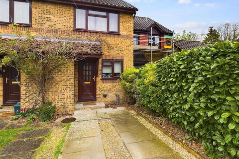 2 bedroom terraced house for sale, Columbia Avenue, Ruislip HA4