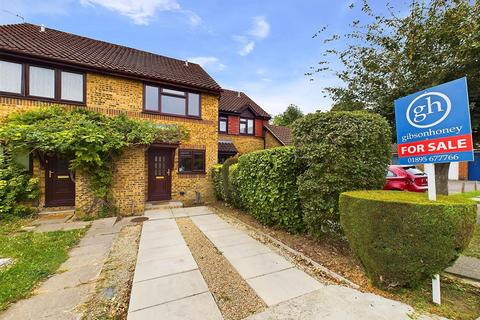 2 bedroom terraced house for sale, Columbia Avenue, Ruislip HA4