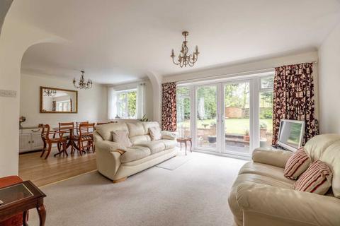 159 Farnham Lane, Slough, SL2 2EW