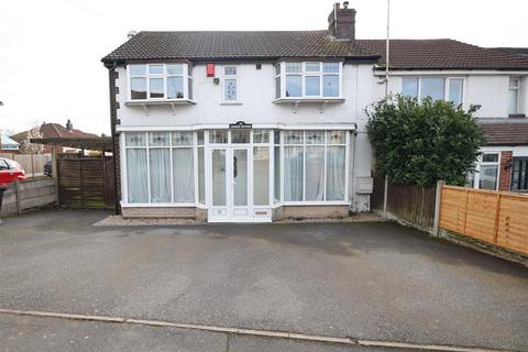 5 bedroom end of terrace house to rent, Rose Road, Birmingham B46