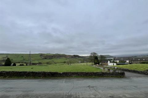 39 Bradshaw Lane, Halifax, HX2 9XD