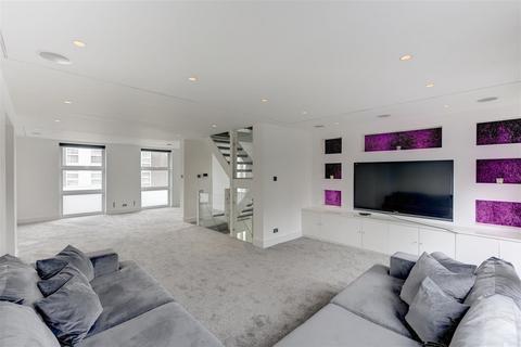4 bedroom end of terrace house for sale, Lower Merton Rise, London, NW3