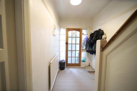 3 bedroom terraced house for sale, Chaucer Close, London