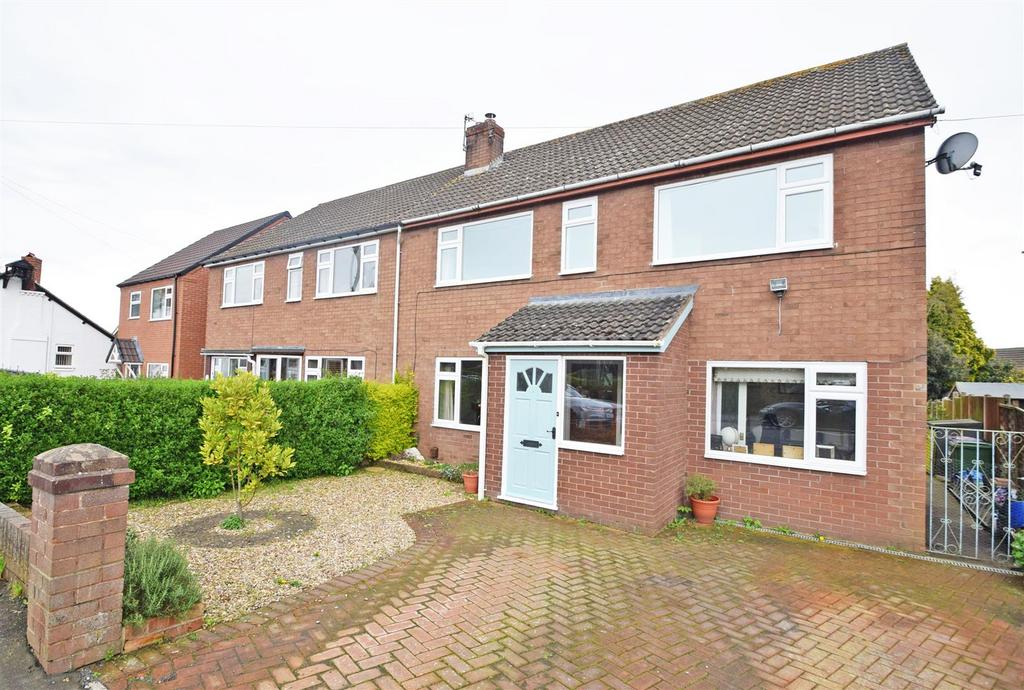 Shrewsbury Road, Bomere Heath 3 bed semidetached house for sale £279,000