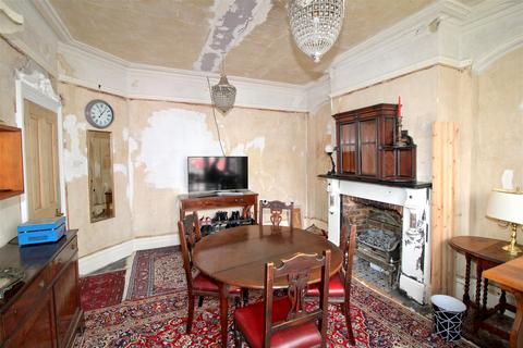 5 bedroom semi-detached house for sale, Sutton Park Road, Seaford