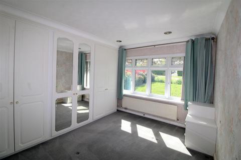 2 bedroom detached bungalow for sale, South Way, Seaford