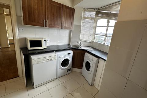 2 bedroom flat for sale, Finchley Road, London NW3