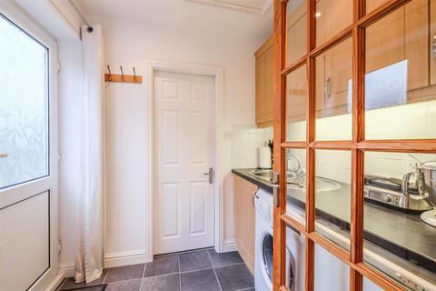 3 bedroom semi-detached house for sale, Greenbanks Avenue, Horsforth, Leeds