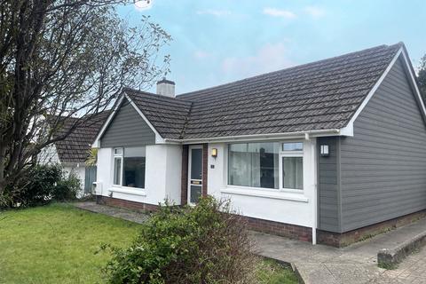 2 bedroom bungalow to rent, Ashmead Grove, Braunton, Devon, EX33