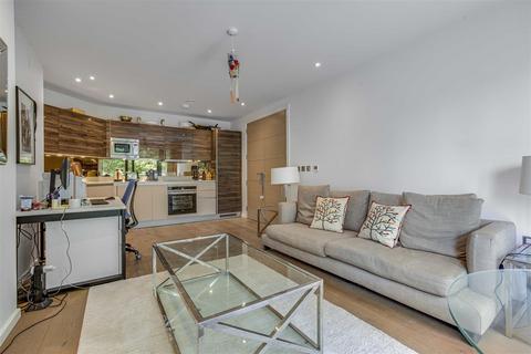 2 bedroom flat to rent, Lower Richmond Road, Putney, SW15