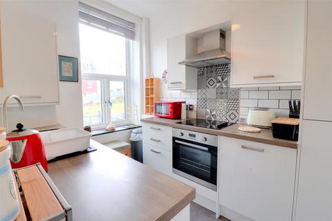 1 bedroom apartment for sale, Avenue Road, Ilfracombe, Devon, EX34