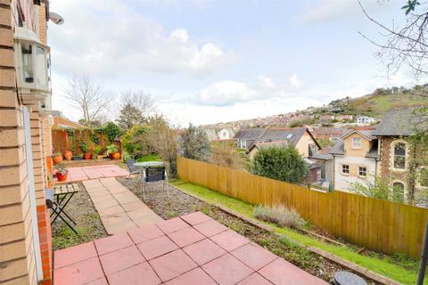 Flat 3, Arron Court Foreland View, Ilfracombe, EX34 8BP