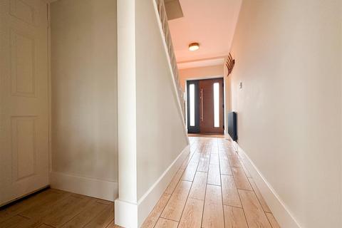 248 Bradway Road, Sheffield, S17 4PE