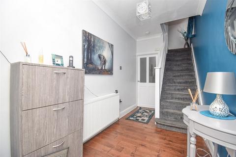 3 bedroom semi-detached house for sale, Boothferry Road, Hessle HU13