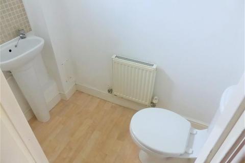 3 bedroom terraced house to rent, Wentworth Road, Jump, Barnsley, S74 0QJ
