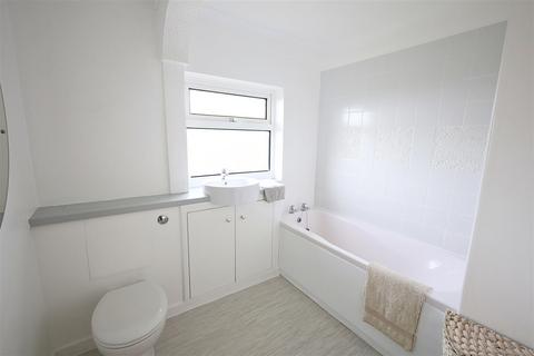 2 bedroom flat for sale, Poplar Avenue, Hove