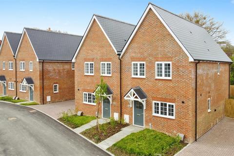 4 bedroom semi-detached house for sale, The Brook, Northiam