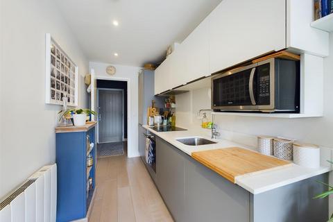1 bedroom apartment for sale, Solis House, Ruislip HA4
