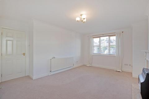 2 bedroom flat to rent, Stockwell Road, Knaresborough