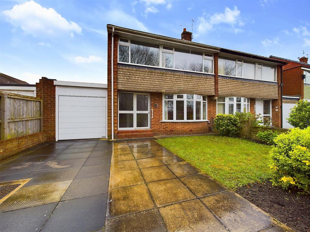 Hampton Road, North Shields 3 bed semidetached house for sale £265,000