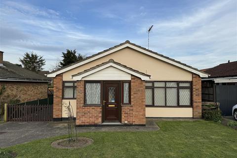 94 Breydon Way, Lowestoft, NR33 9AT