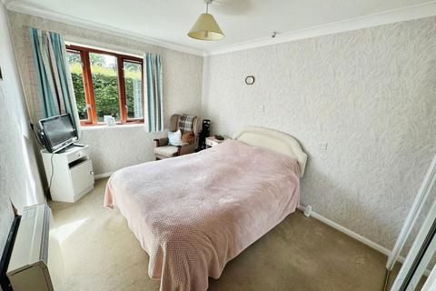1 bedroom retirement property for sale, Coten End, Warwick