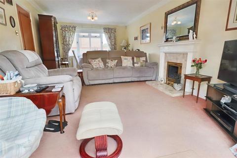 4 bedroom detached house for sale, Sea View Rise, Hopton, Great Yarmouth