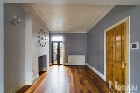 162 Summergangs Road, Hull, HU8 8LN