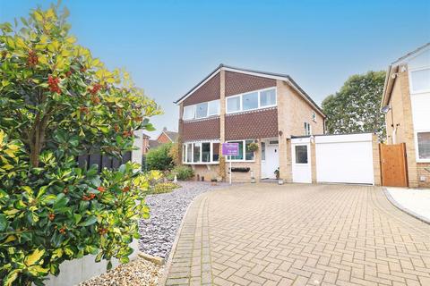 4 bedroom detached house for sale, Allens Close, Boreham, Chelmsford