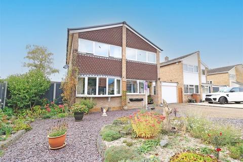 4 bedroom detached house for sale, Allens Close, Boreham, Chelmsford