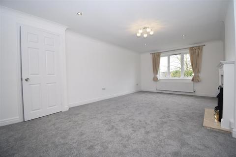 2 bedroom property to rent, 23 Sandal Hall Close, Wakefield WF2