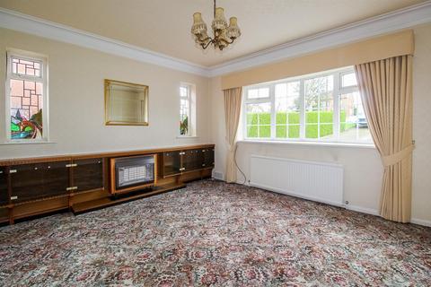 241 Batley Road, Kirkhamgate, Wakefield, WF2 0RZ