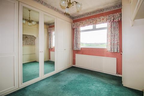 241 Batley Road, Kirkhamgate, Wakefield, WF2 0RZ