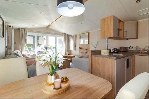 2 bedroom lodge for sale, Riviera Bay, Brixham