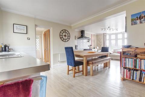 4 bedroom detached house for sale, Wealden Way, Bexhill-On-Sea